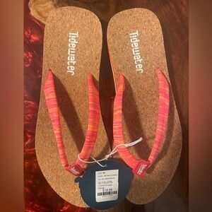 Tidewater Boardwalk Orange and Pink Flip Flops Women’s Size 8 NEW